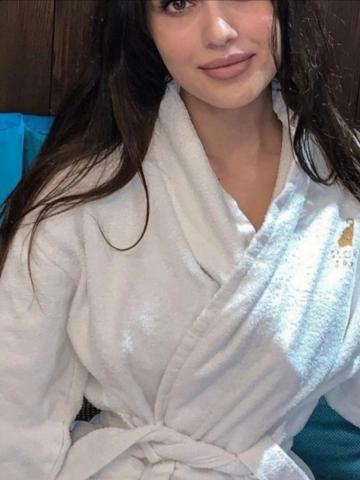 Изабелла Образованная Реал фото 2